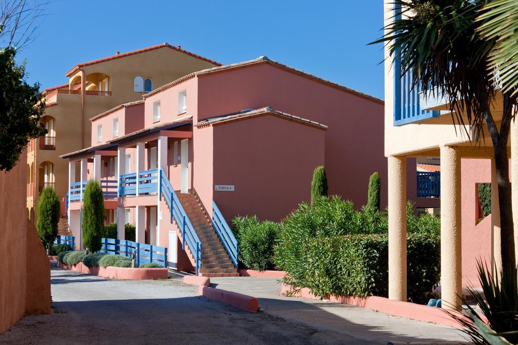 Ibis Styles Perpignan Canet En Roussillon Exterior foto